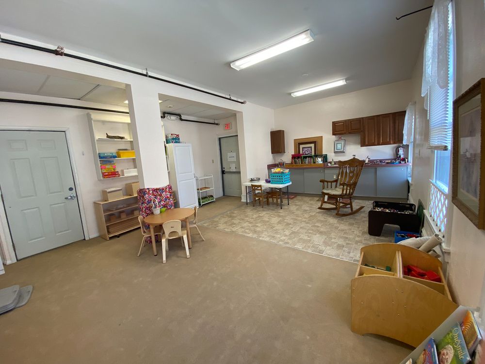 Little Ones Too Preschool and Nursery: 1098 Parkwood Blvd, Schenectady, NY 12308